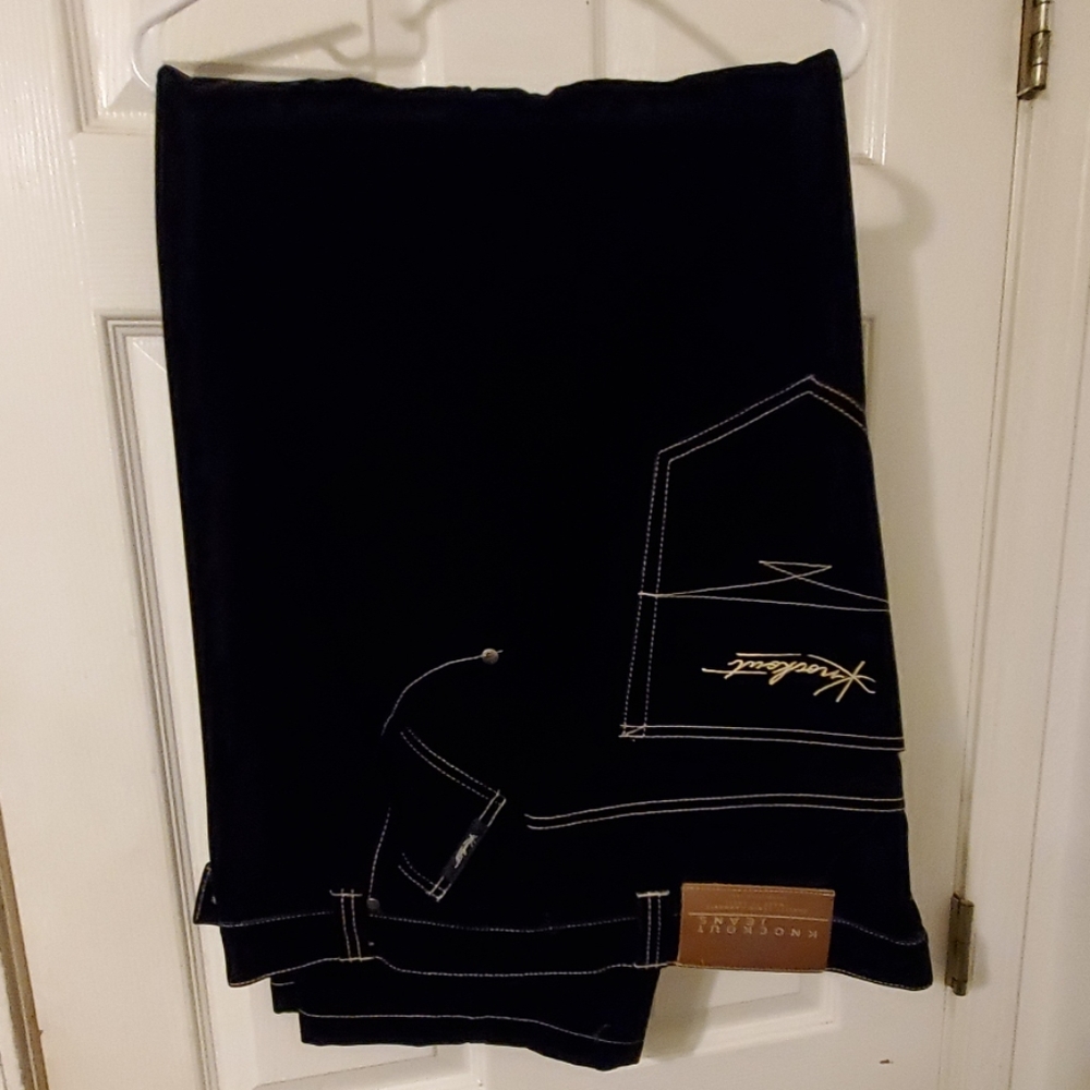 Two peace  outfit - Picture 2 of 3